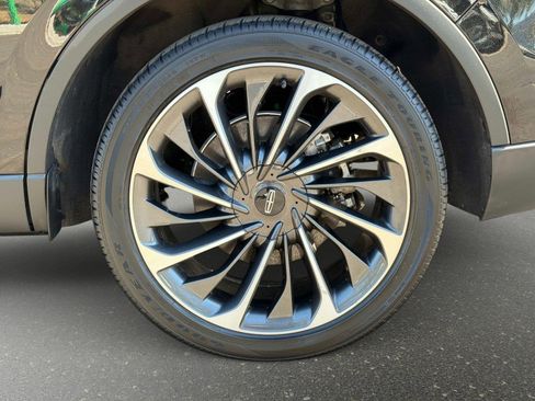 Used 2025 Lincoln Aviator Reserve w/ Equipment Group 201A AWD/4WD image 20