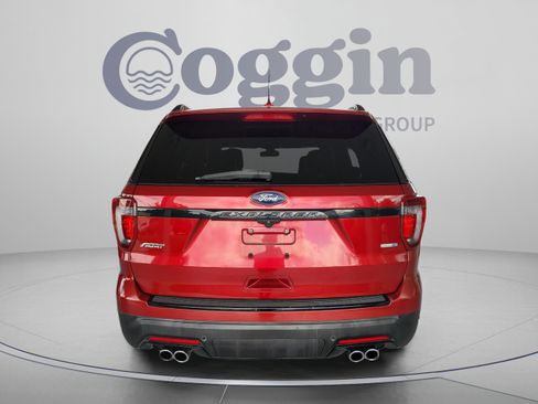 Used 2018 Ford Explorer Sport w/ Ford Safe & Smart Package AWD/4WD image 4