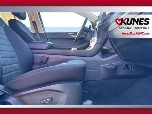 Used 2024 Ford Edge SEL image 55