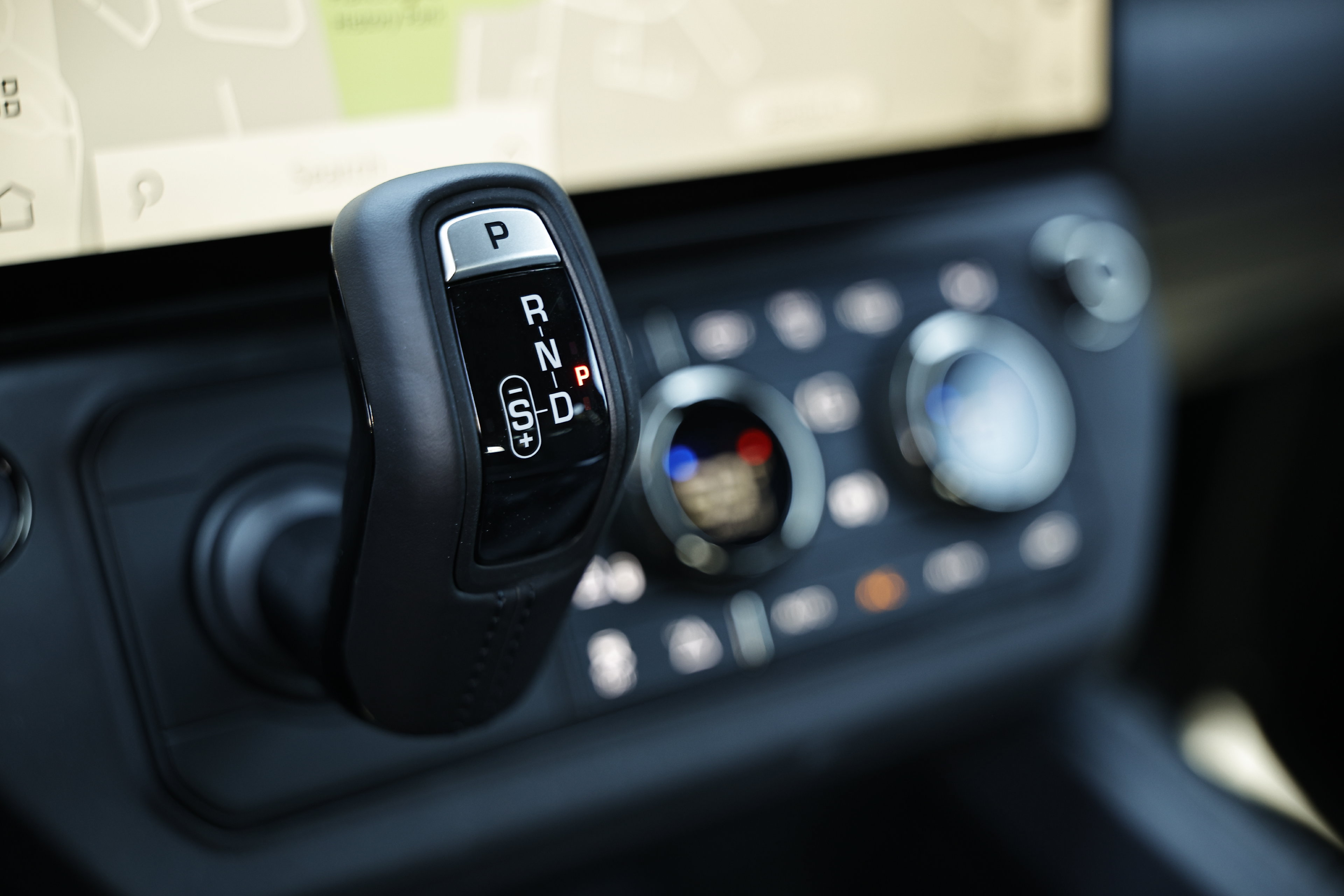 New 2026 Land Rover Defender 110 OCTA AWD/4WD image 52