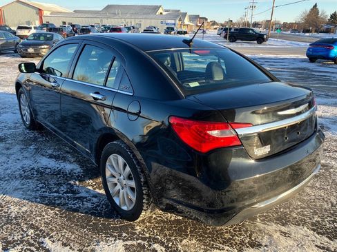 Used 2013 Chrysler 200 Limited image 5