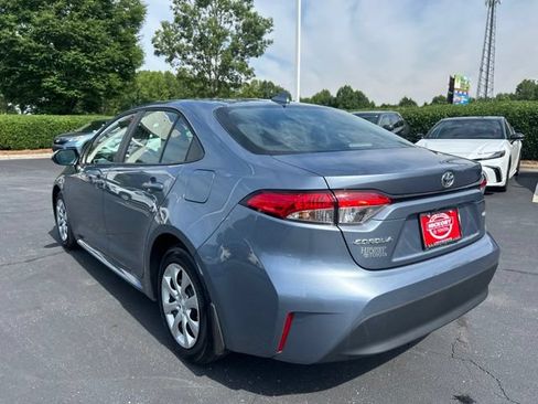 Used 2025 Toyota Corolla LE FWD image 9
