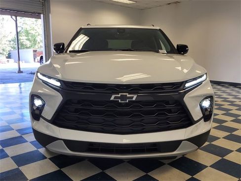 New 2025 Chevrolet Blazer LT w/ Sound & Technology Package image 2