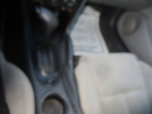 Used 2002 Oldsmobile Alero GL FWD image 32