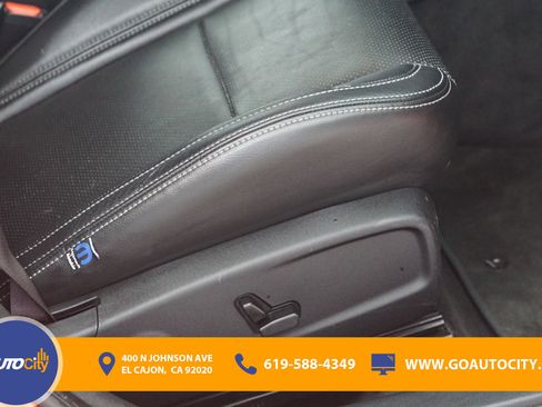 Used 2018 Dodge Charger R/T Scat Pack image 17