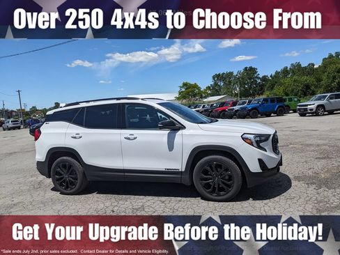 Used 2021 GMC Terrain SLT w/ Elevation Edition AWD/4WD image 2