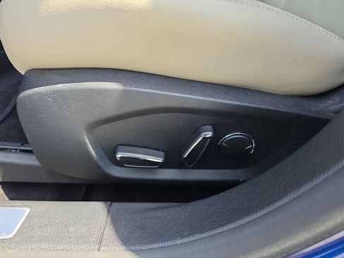 Used 2018 Ford Fusion Titanium FWD image 16