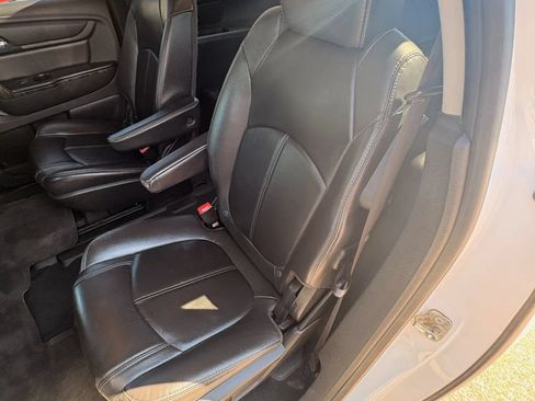 Used 2016 GMC Acadia SLT AWD/4WD image 33