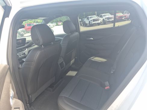 Used 2026 Buick Envista Preferred w/ Convenience I Package FWD image 10