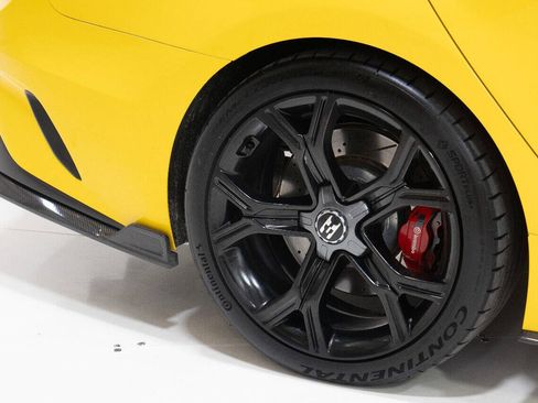 Used 2018 Kia Stinger GT2 AWD/4WD image 37