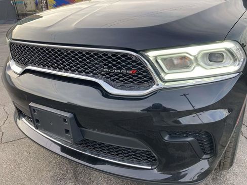 Used 2024 Dodge Durango SXT image 10