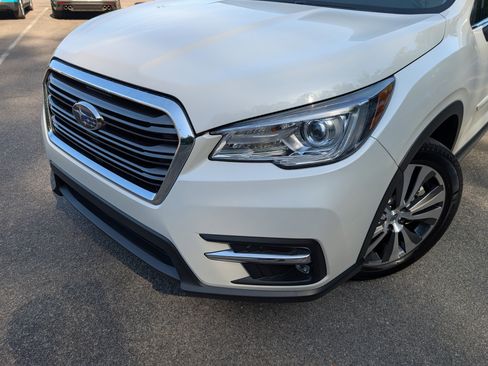 Used 2022 Subaru Ascent Limited w/ Technology Package image 13