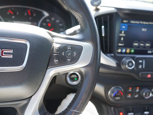 Used 2020 GMC Terrain SLT w/ Preferred Package FWD image 13