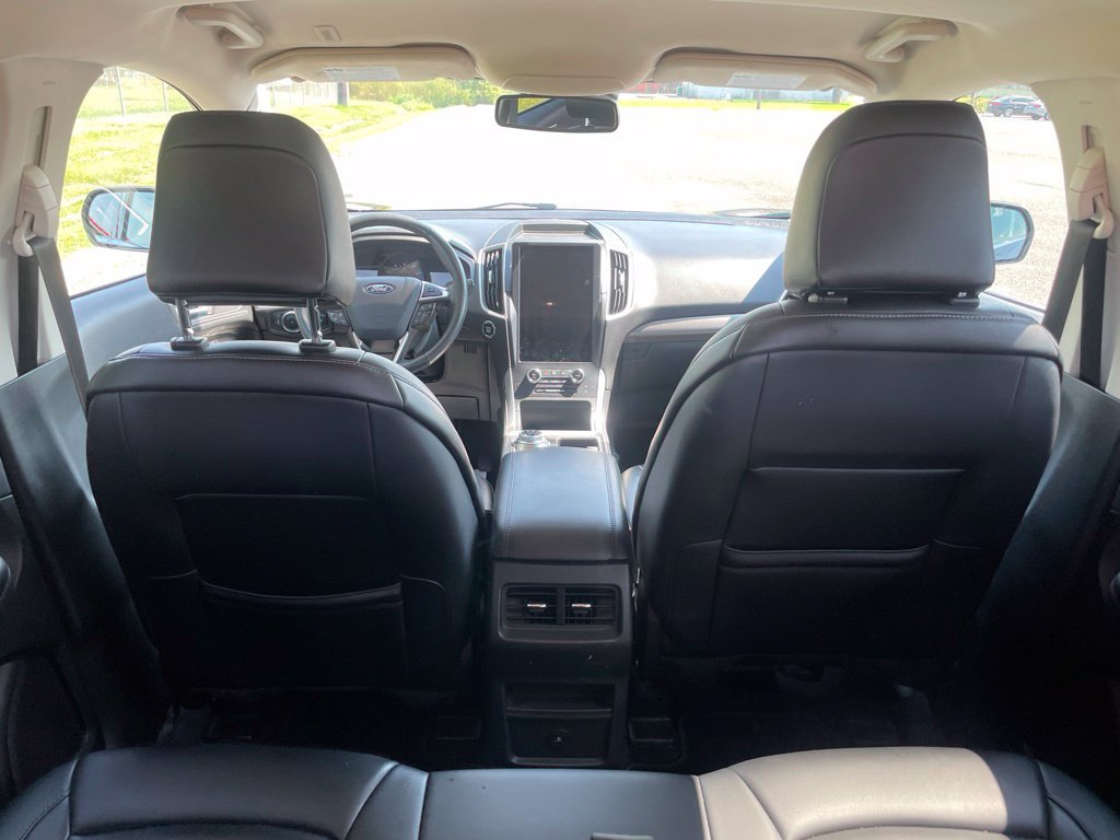 Used 2024 Ford Edge SEL AWD/4WD image 14