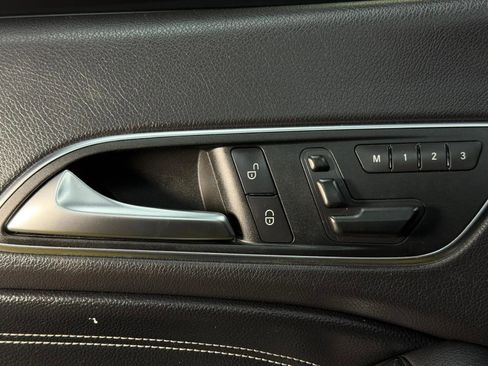 Used 2014 Mercedes-Benz CLA 250 image 27