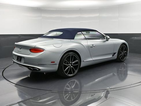 Certified 2023 Bentley Continental GT Azure image 8