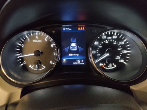 Used 2020 Nissan Rogue Sport SV FWD image 23
