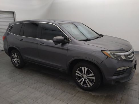 Used 2016 Honda Pilot EX image 11