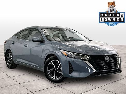 Used 2025 Nissan Sentra SV w/ All-Weather Package FWD image 2