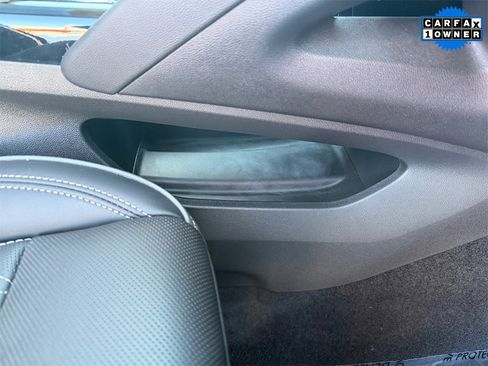 Used 2022 Buick Envision Avenir w/ Technology Package II image 37