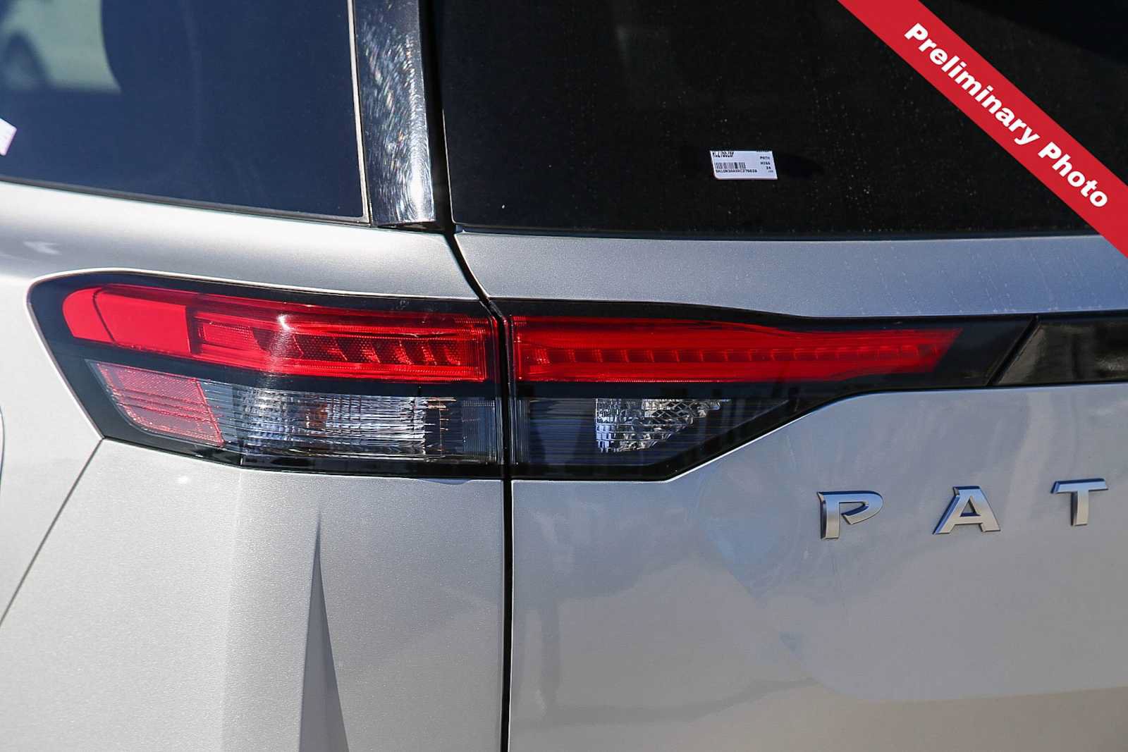 Used 2024 Nissan Pathfinder S FWD image 9