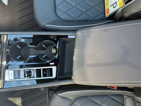 New 2026 Volkswagen Atlas Cross Sport SEL Premium R-Line image 26