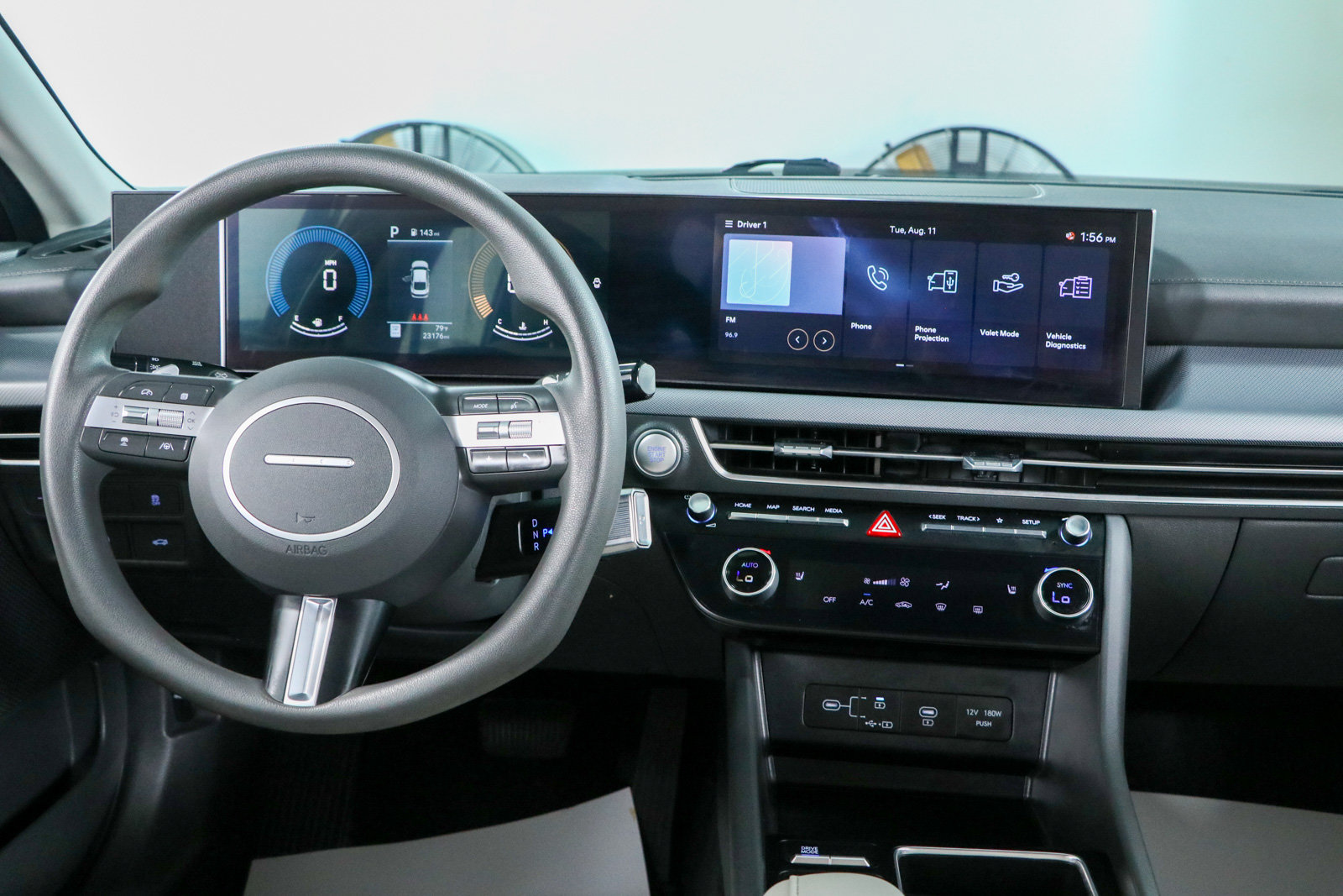Used 2025 Hyundai Sonata SEL FWD image 17