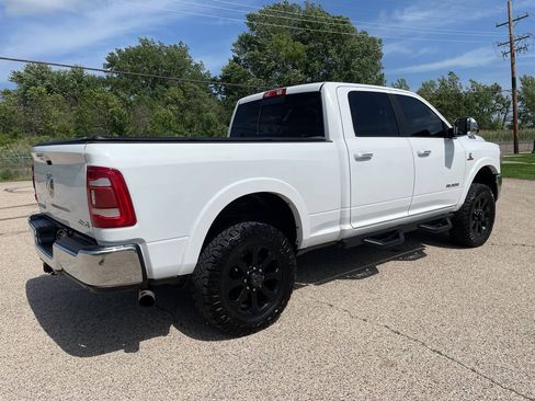 Used 2020 RAM 2500 Laramie AWD/4WD image 2