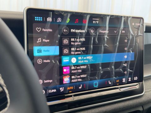 New 2026 Volkswagen Tiguan S FWD image 23
