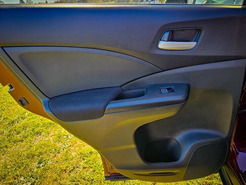 Used 2016 Honda CR-V SE image 28