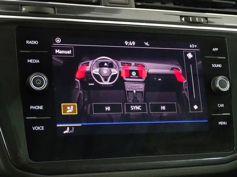 Used 2023 Volkswagen Tiguan SE image 35