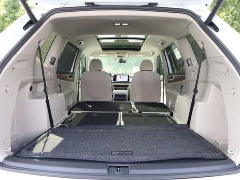 New 2026 Volkswagen Atlas SE image 9