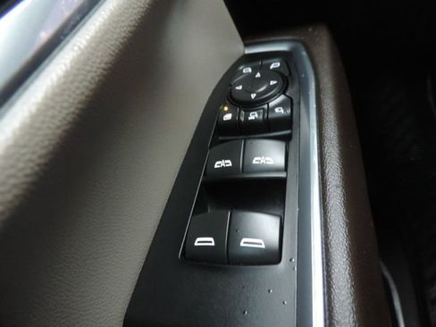 Used 2024 Chevrolet Silverado 2500 LTZ w/ LTZ Convenience Package image 25