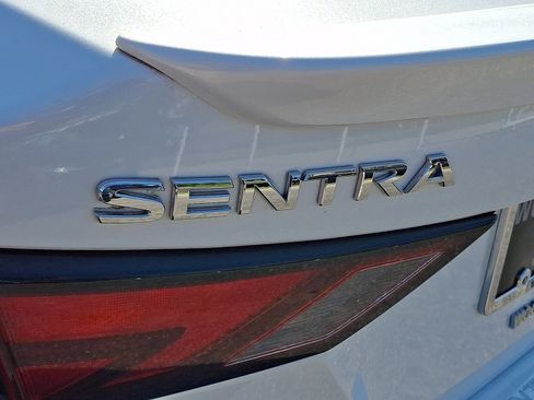 Certified 2023 Nissan Sentra SR w/ SR Premium Package FWD image 30