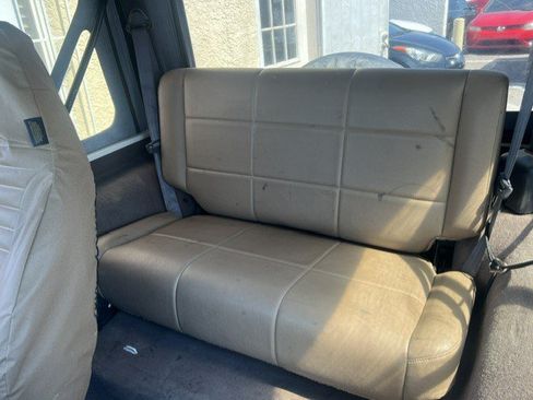 Used 2001 Jeep Wrangler SE AWD/4WD image 17