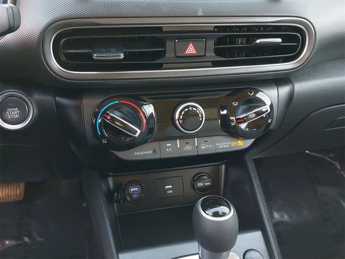 Used 2023 Hyundai Kona SEL w/ Cargo Package image 23