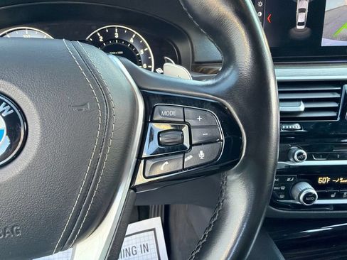 Used 2018 BMW 540i RWD image 32