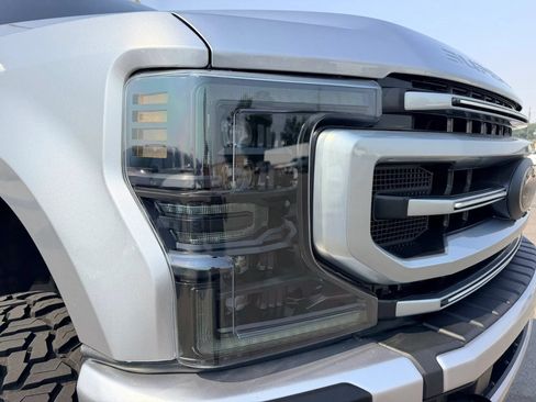 Used 2020 Ford F250 Lariat AWD/4WD image 9