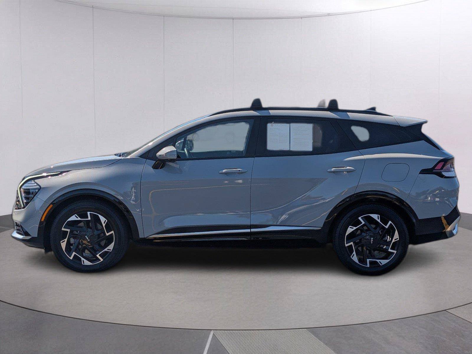 Used 2025 Kia Sportage SX FWD image 2