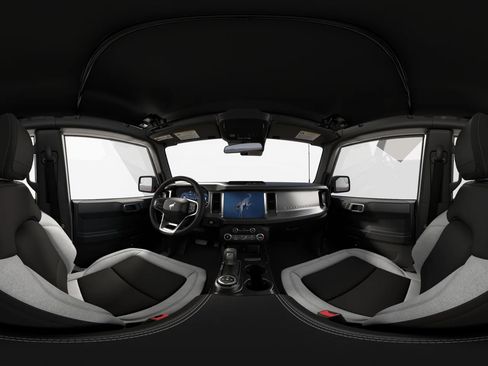 New 2025 Ford Bronco 4-Door AWD/4WD image 33