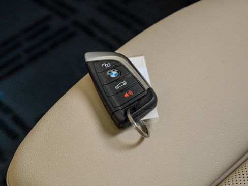 Used 2024 BMW i4 eDrive35 RWD image 64