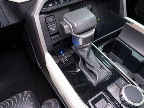 Used 2023 Toyota Tundra Capstone AWD/4WD image 27