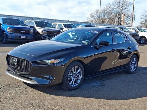 Used 2022 MAZDA MAZDA3 s image 3