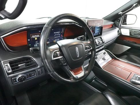 Used 2021 Lincoln Navigator Reserve AWD/4WD image 28
