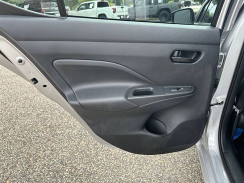 Used 2025 Nissan Versa S w/ S Plus Package FWD image 21