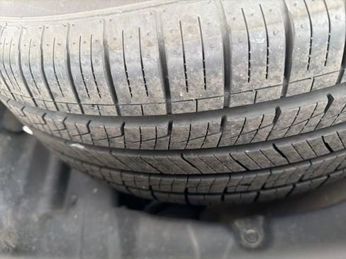 Used 2014 Subaru Crosstrek 2.0i Premium w/ Moonroof Package image 24