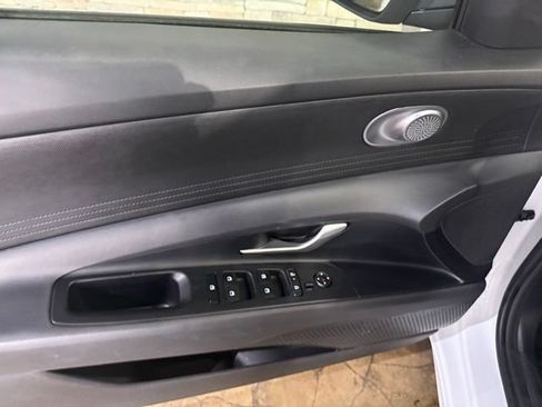 New 2026 Hyundai Elantra SE w/ Cargo Package FWD image 6