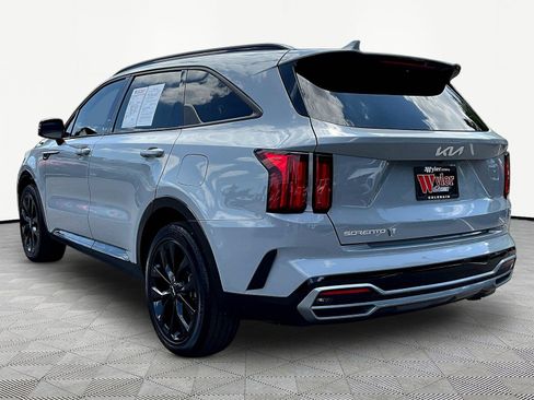 Used 2023 Kia Sorento SX FWD image 4