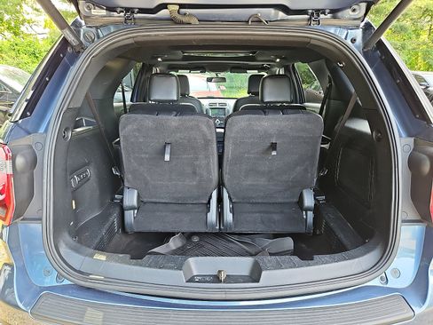 Used 2019 Ford Explorer Sport w/ Equipment Group 401A AWD/4WD image 30