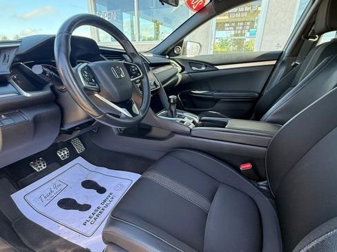 Used 2019 Honda Civic Sport image 10
